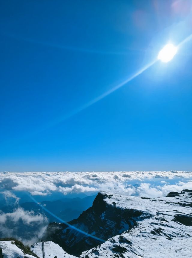 到看雪山的季節啦！！！