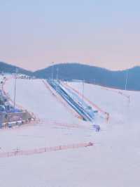 冬日裏的滑雪之旅雲上草原滑雪場