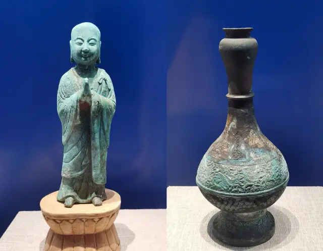 Bring your interests with you, Haining is home to many book collectors!