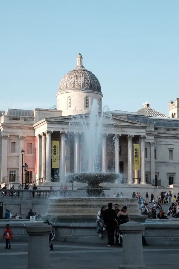 A Perfect Farewell to London at Trafalgar Square