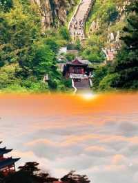 泰山，自古以來便是「五嶽之首」來感受吧