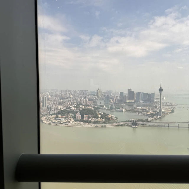 挖到寶啦！2k住珠海瑞吉套房，還能俯瞰澳門✨
