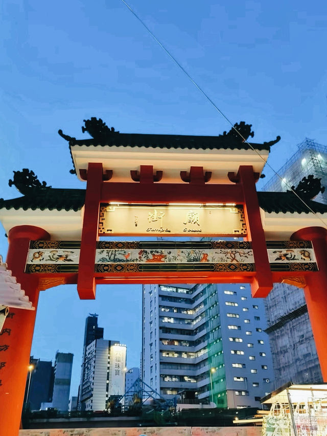 *【香港・廟街の魅力ガイド】夜の市場で香港の息吹を感じよう！**  