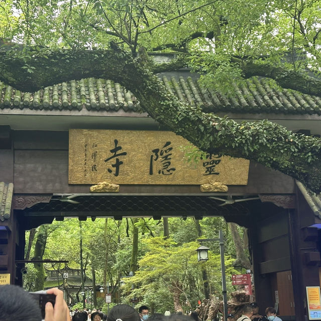 Hangzhou in 24 Hours: Tranquil Temples, Modern Malls & Misty West Lake
