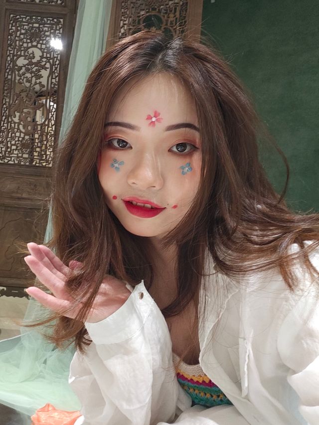 杭州總要嚟西湖邊影一次漢服啦！