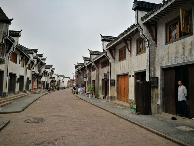 銅陵大通之旅攻略預算安排預算 2500 元,其中交通、住宿、餐飲 銅陵大通之旅攻略預算安排預算 2500 元,其中交通、住宿、餐飲