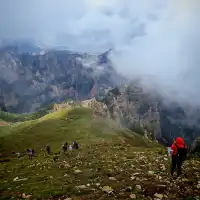 寧夏小眾徒步路線-踏賀蘭山闕 攀東風峽谷