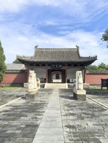 구름 속의 고대 리듬 - 취양 베이웨사 풍경구