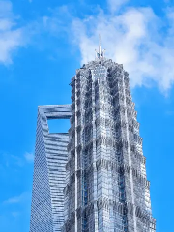 Skyline Center of Magic City｜Shanghai's Three Iconic Buildings Nanny-Level Check-in Guide