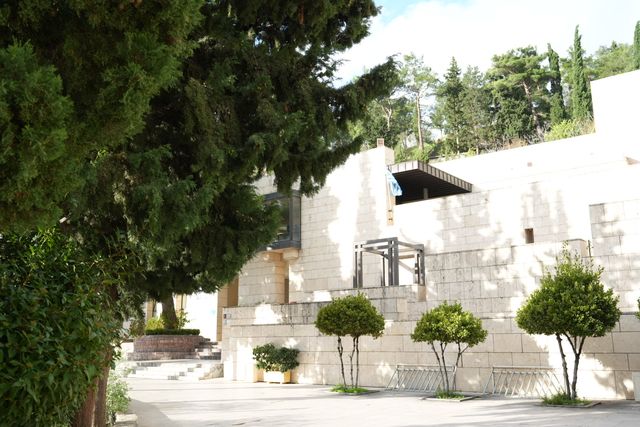 希臘.德爾菲(Delphi)——諸神的呢喃與群山的寧靜 希臘.德爾菲(Delphi)——諸神的呢喃與群山的寧靜