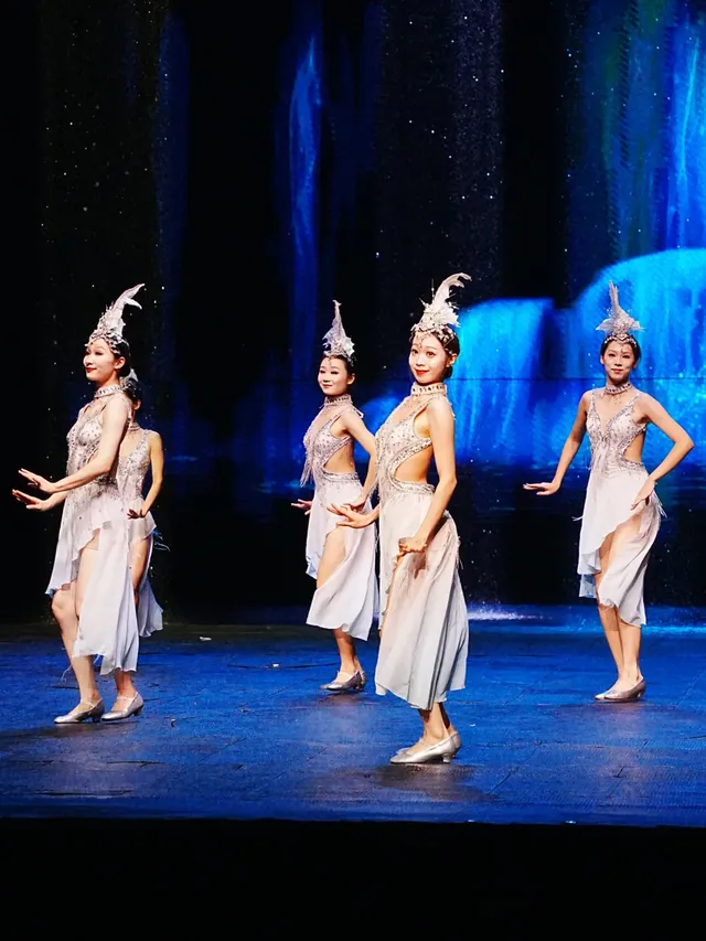 打工人週末出逃!張家界2天治癒之旅 打工人週末出逃!張家界2天治癒之旅