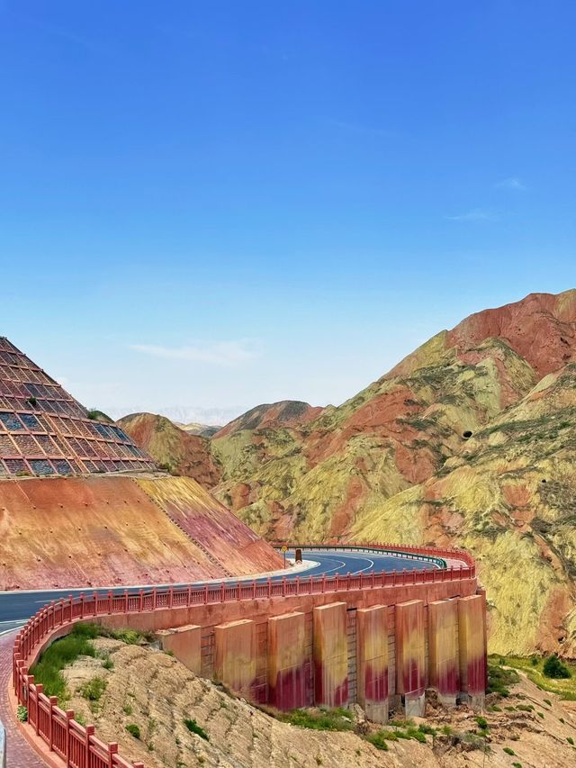 絕了！彷彿走進畫裡的蘭州水墨丹霞拍照太太太出片了！