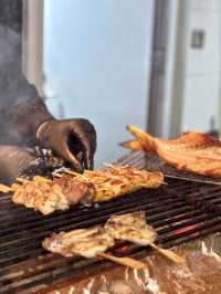 閨蜜小聚，提前感受下聖誕氣氛  終於拔草雙井這家酒願 Izakaya，店裡聖誕氣氛已經布置