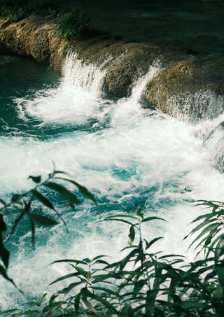 Tenunan Zamrud Alam, Surga Tersembunyi Xiaoqikong.