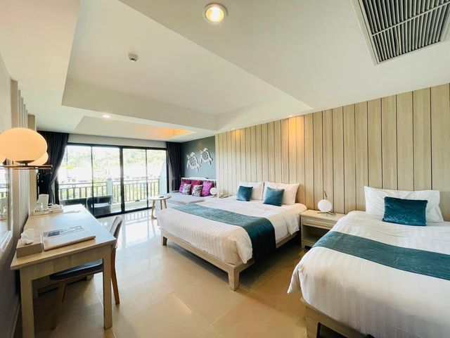  Khaolak Emerald Beach Resort &  Spa, SHA Plus+