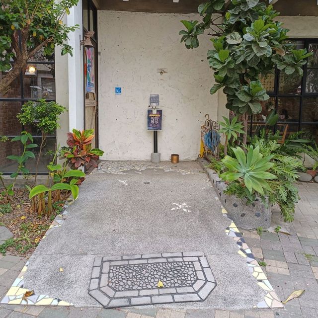 屏東暗巷美食~打舖2號店 原愛心幼兒園 滿滿的蔬食創意料理