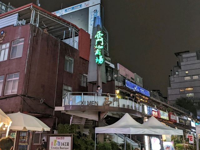 超熱鬧人氣夜市😍超多元化食物，仲有好多野玩