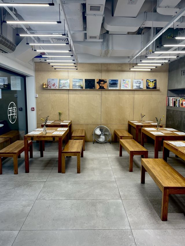 新派素食餐廳