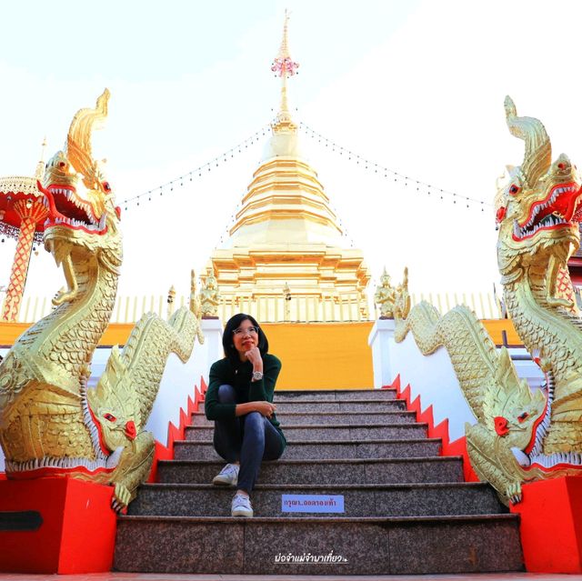 เที่ยวเชียงใหม่ วัดพระธาตุดอยคำ ขอพรหลวงพ่อทันใจ
