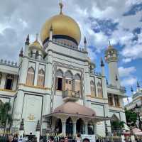 😍 Masjid Sultan 🕌 | The BEAUTIFUL GOLDEN dome!