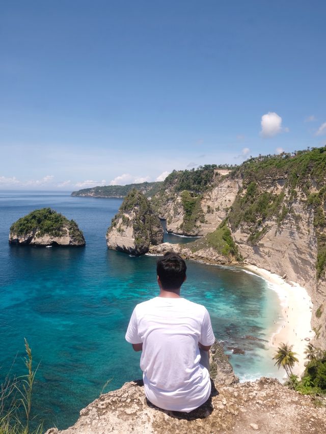 Diamond Beach, a stunning beach with karst!