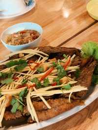 เพลิน Cafe & Restaurant