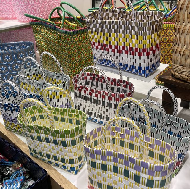 KAJIYA 草津温泉〜ユニークなバッグの専門店