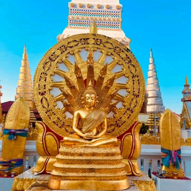 คนเกิดวันเสาร์ กับการขอพร ที่พระธาตุนคร..สาธุ.. คนเกิดวันเสาร์ กับการขอพร ที่พระธาตุนคร..สาธุ..
