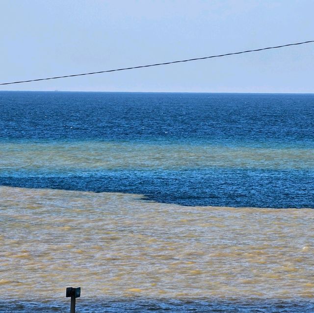 瑞芳區水湳洞～陰陽海～金黃色與蔚藍色海水特殊地理景觀