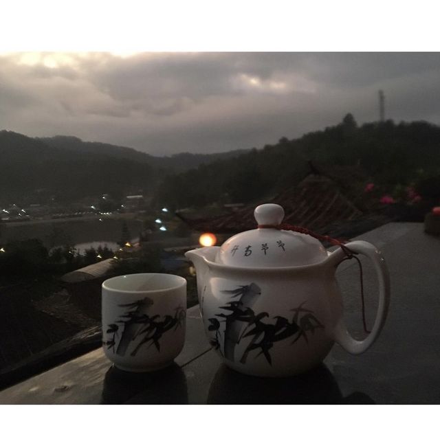 ลีไวน์ รักไทย รีสอร์ท – Lee Wine Ruk Thai Resort