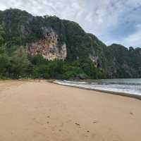 หาดไผ่ปล้อง อ่าวนาง 