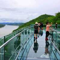 สกายวอร์คเชียงคาน จุดชมวิวแม่น้ำสองสี