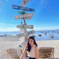 ร้าน Hideout Beach and Cafe