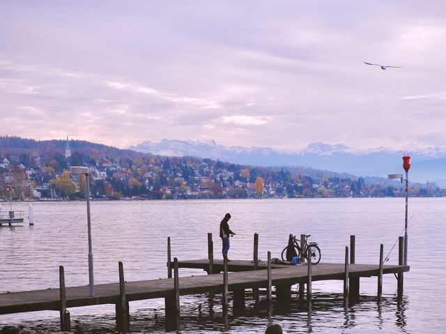 Discover beautiful autumn falls in Zurich  