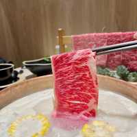 吃到飽台式火鍋🐮澳洲M9和牛