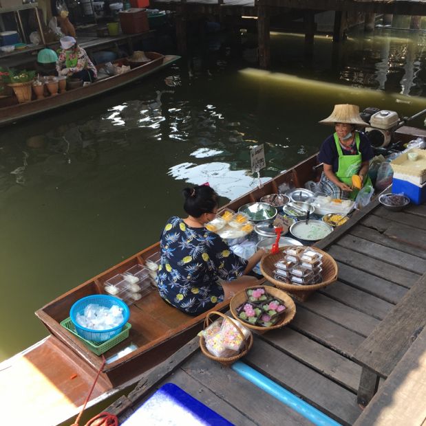 บรรยากาศตลาดน้ำตลิ่งชัน 🍡🍨⛵️