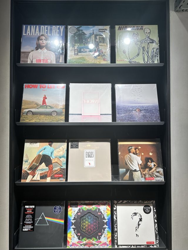 LP 감성 가득 느낄 수 있는 현대카드 바이닐앤플라스틱 🎵