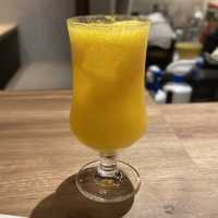 【京都・烏丸】永松シェフ監修クラフトフライドチキンが味わえる「ミセスリンダのフライドチキン」