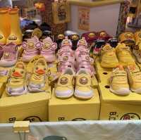 B.Duck Playful Store