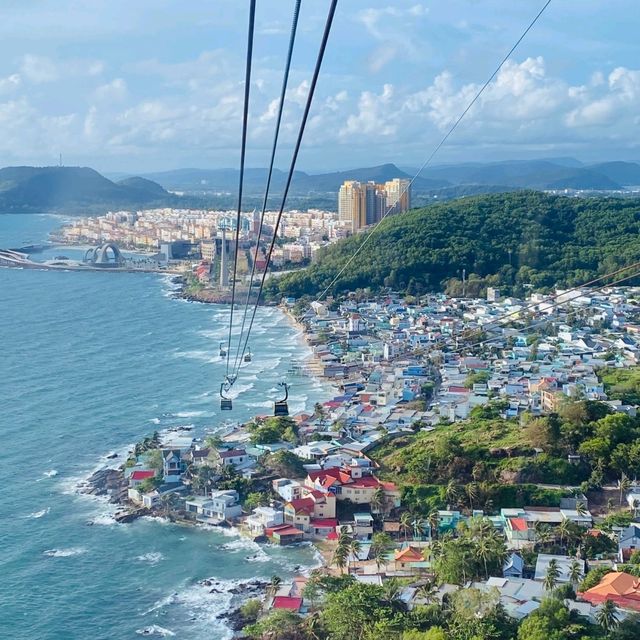 Capitivating Cable car - Phu Quoc