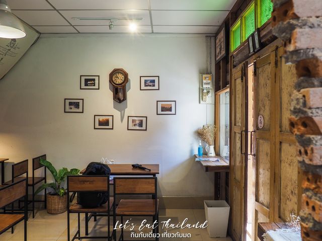 Tone Cafe อุทัยธานี