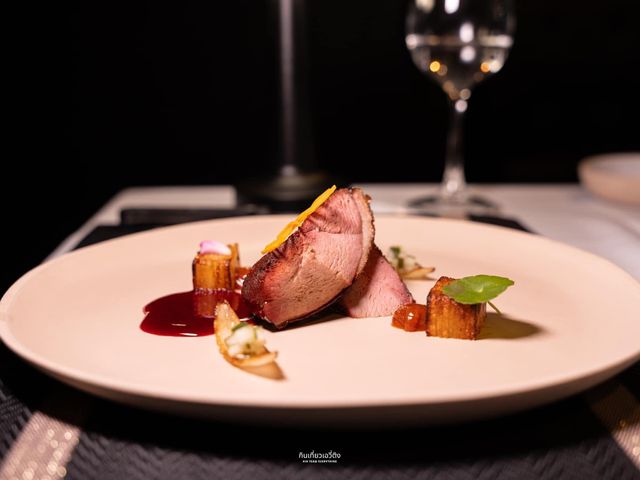 ชวนแฟนทาน fine dining เมนูสุดพิเศษ