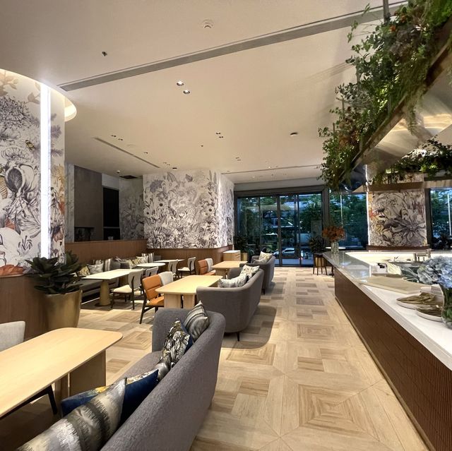 Cafe& Lobby Lounge experience