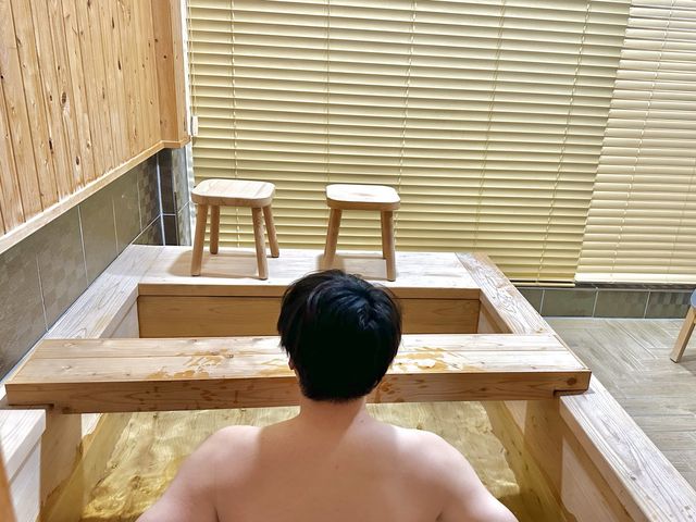 호텔에 찜질방, 야외노천탕, 히노끼탕, 바베큐장이 있다구..?