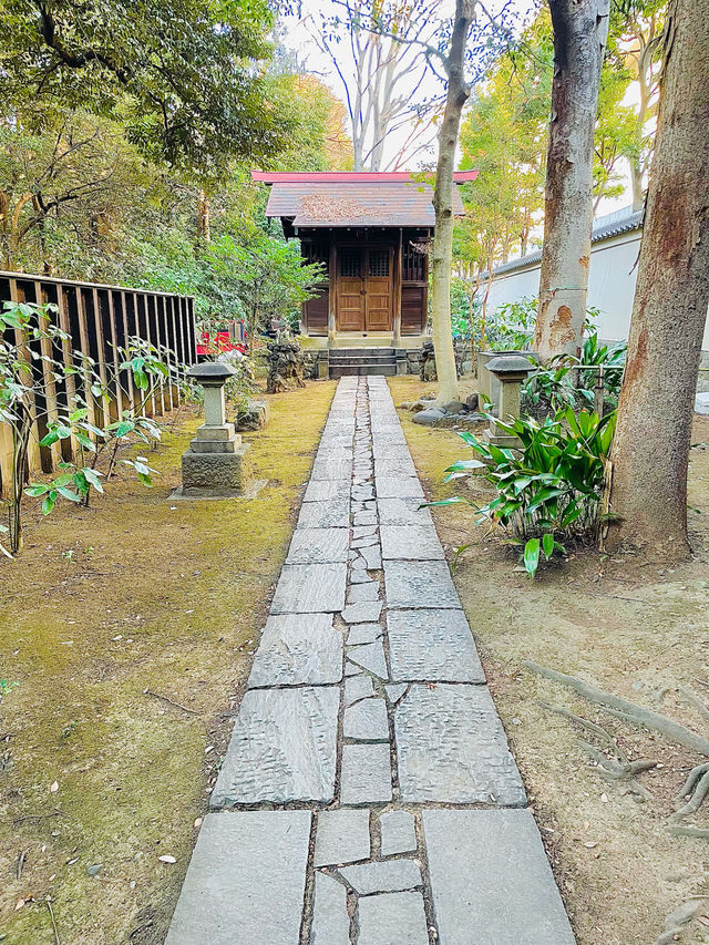 【東京都/錦春稲荷神社】小石川後楽園内にある神社
