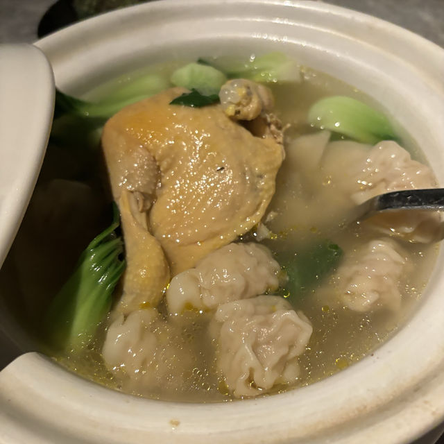 華 位於M+精緻中菜廳