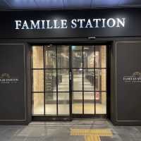 高速ターミナル駅直結！有名なクリームラテが飲めちゃう！