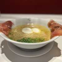 【東京🗼】新感覚イタリアンラーメン！🍜🧀