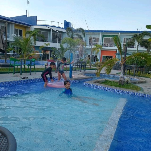 Color Blue Hotel To Stay