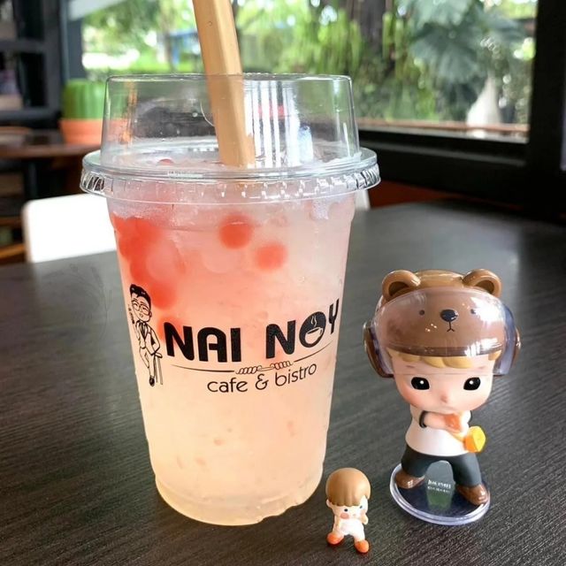 🍭 NAI NOY cafe & bistro คาเฟ่สไตล์มินิมอล